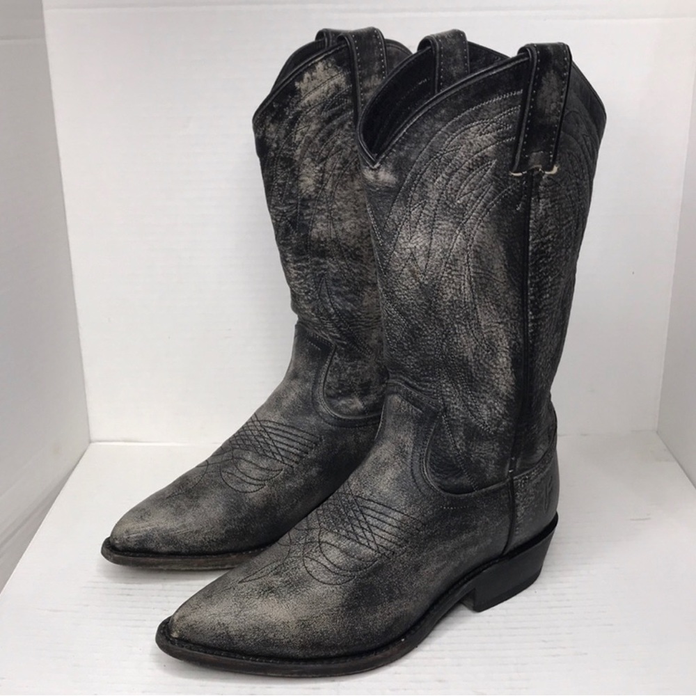 FRYE BOOTS - Distressed style grey/black 7.5
